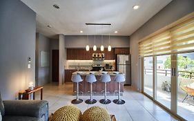 Modern&Spacious 2 bedroom PH, Rooftop&Pool